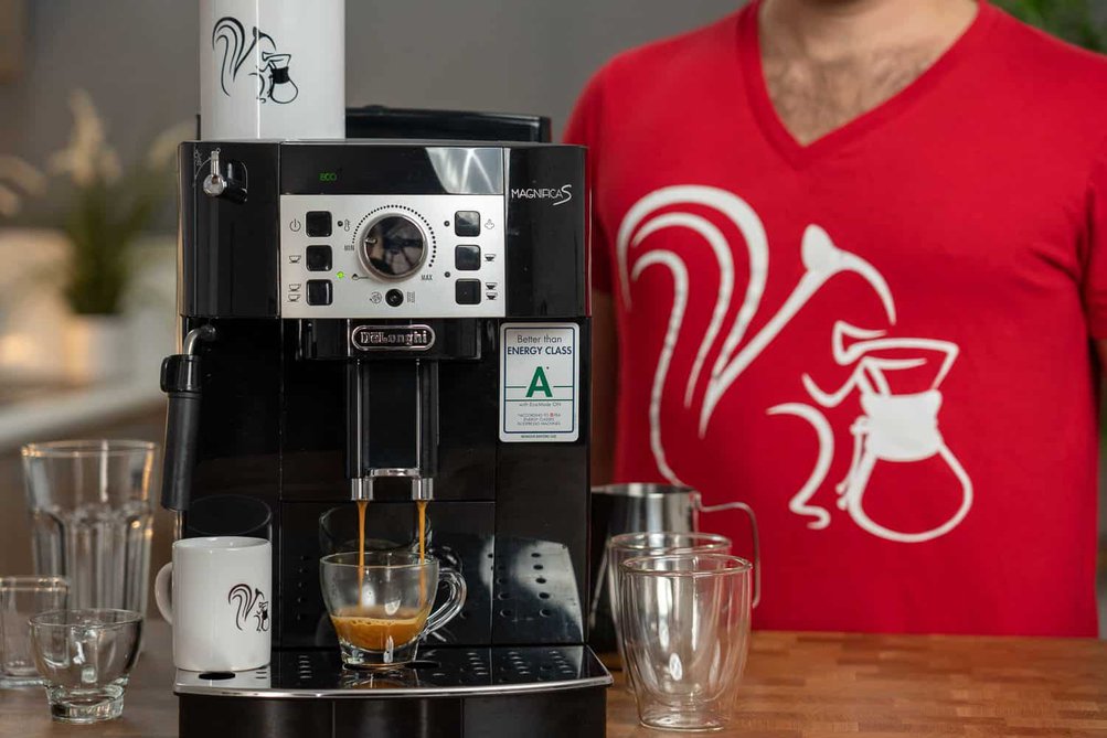 DeLonghi Magnifica S Review 2025: How Does it Compare?